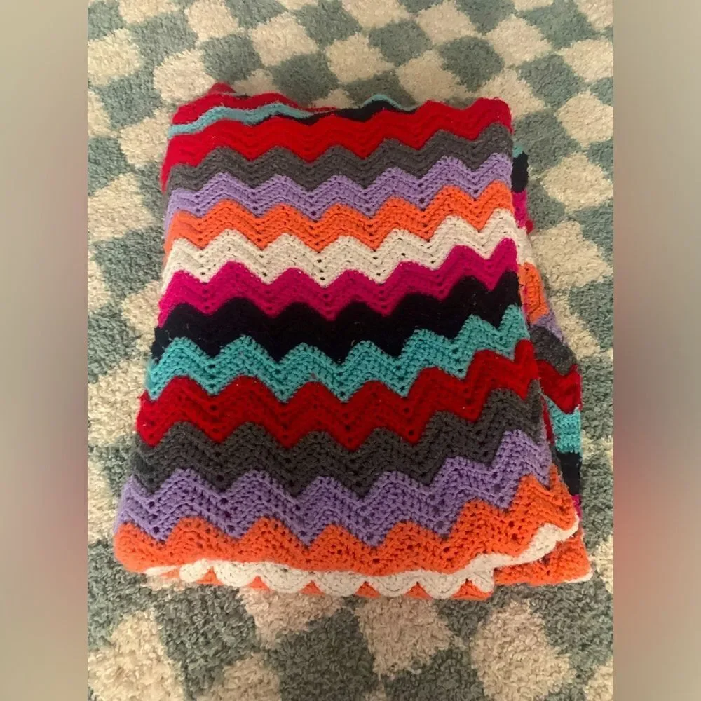 VTG Crochet Afghan Multi Color Hippie Boho Stripe Funky Large Blanket Chevron
